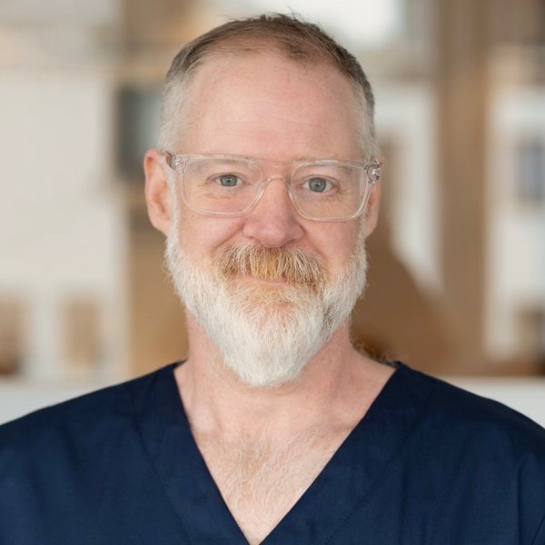 Dr. Oliver Gralla